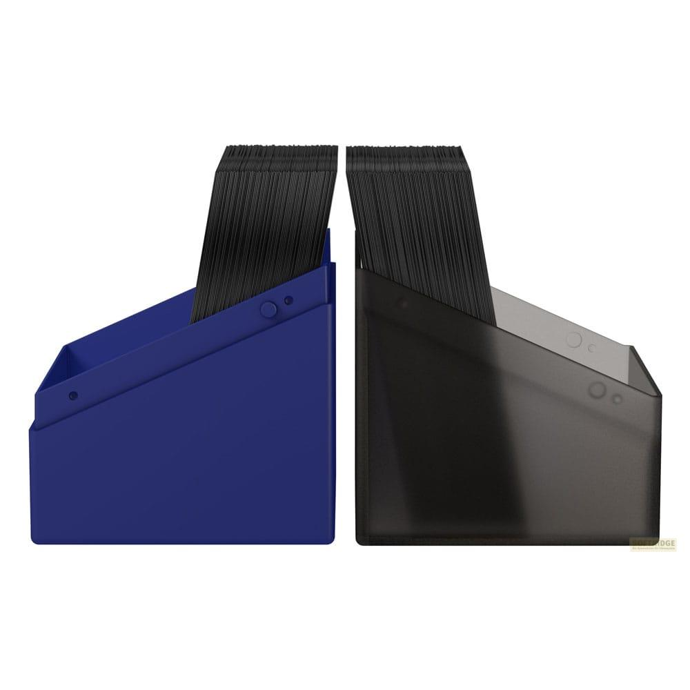 Deux boîtes de deck, une bleue, une noire, contenant de nombreuses cartes noires.