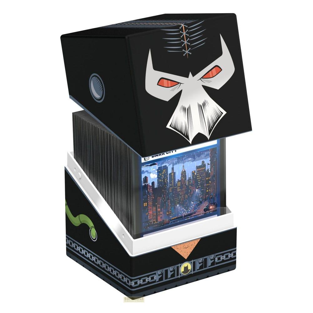 Eine schwarze Box mit dem Bane-Gesicht, die eine Stadtansicht zeigt.