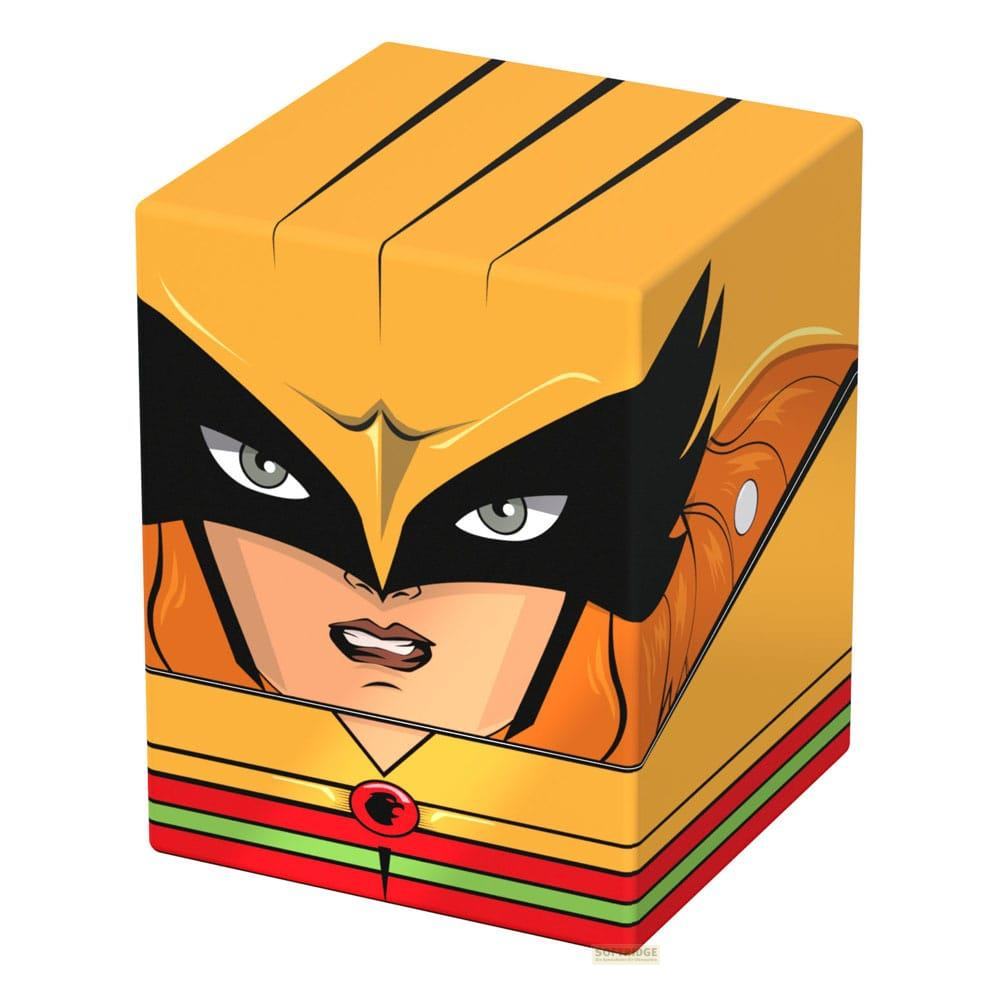 Ein gelber Würfel mit dem Gesicht einer Comicfigur, schwarze Maske, grüne Augen.