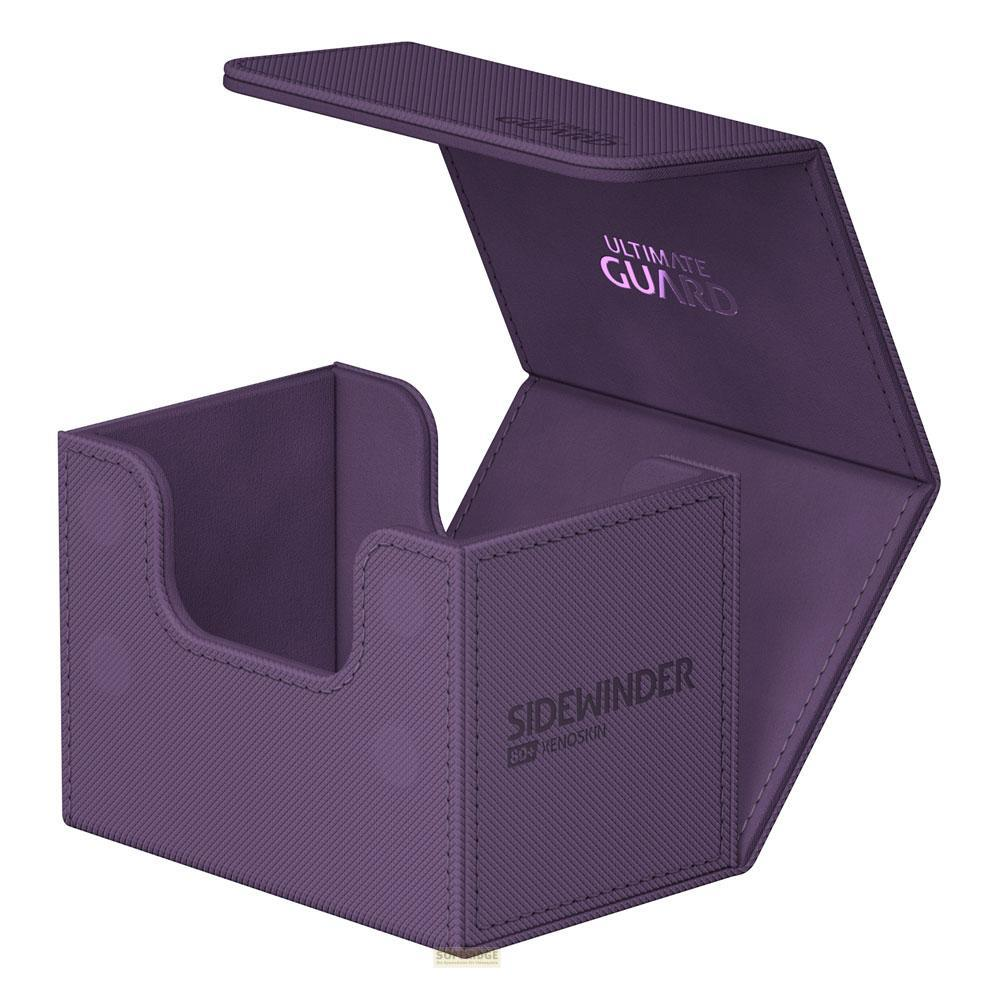 Una scatola viola per mazzi di carte Ultimate Guard Sidewinder è aperta, mostrando l'interno.