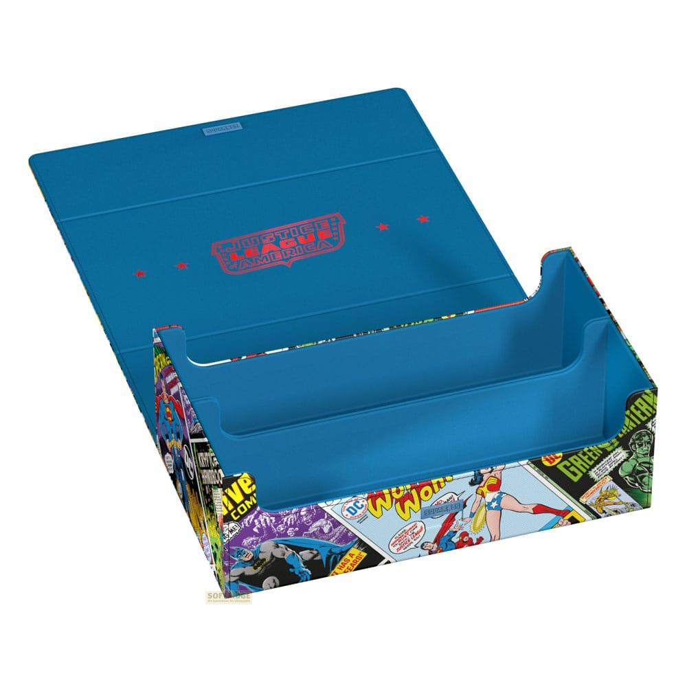 Un porte-cartes bleu avec logo Justice League et imprimé de bande dessinée.