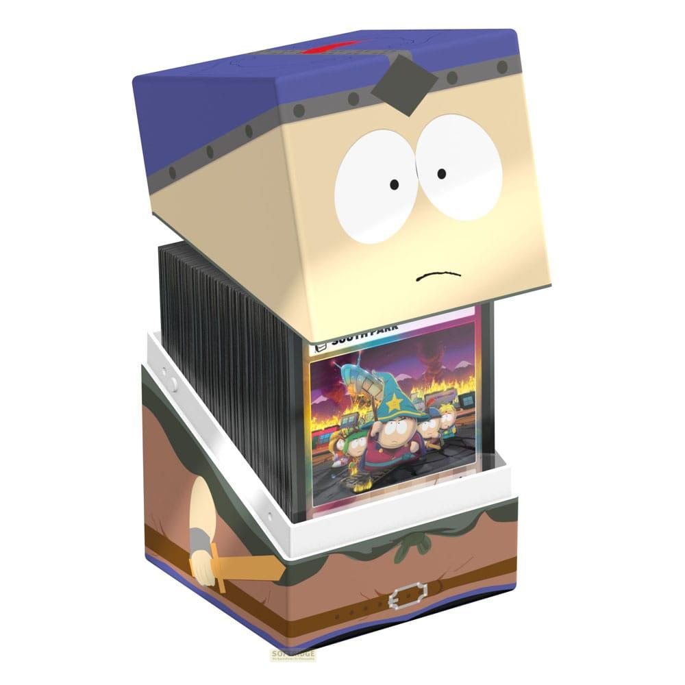 Un mazzo di carte di South Park con personaggi in un paesaggio infuocato.