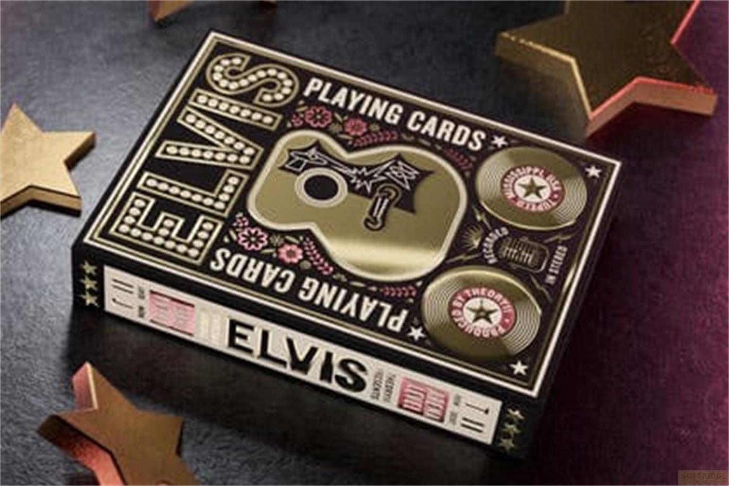 Scatola nera di carte da gioco con Elvis, chitarra e dischi.
