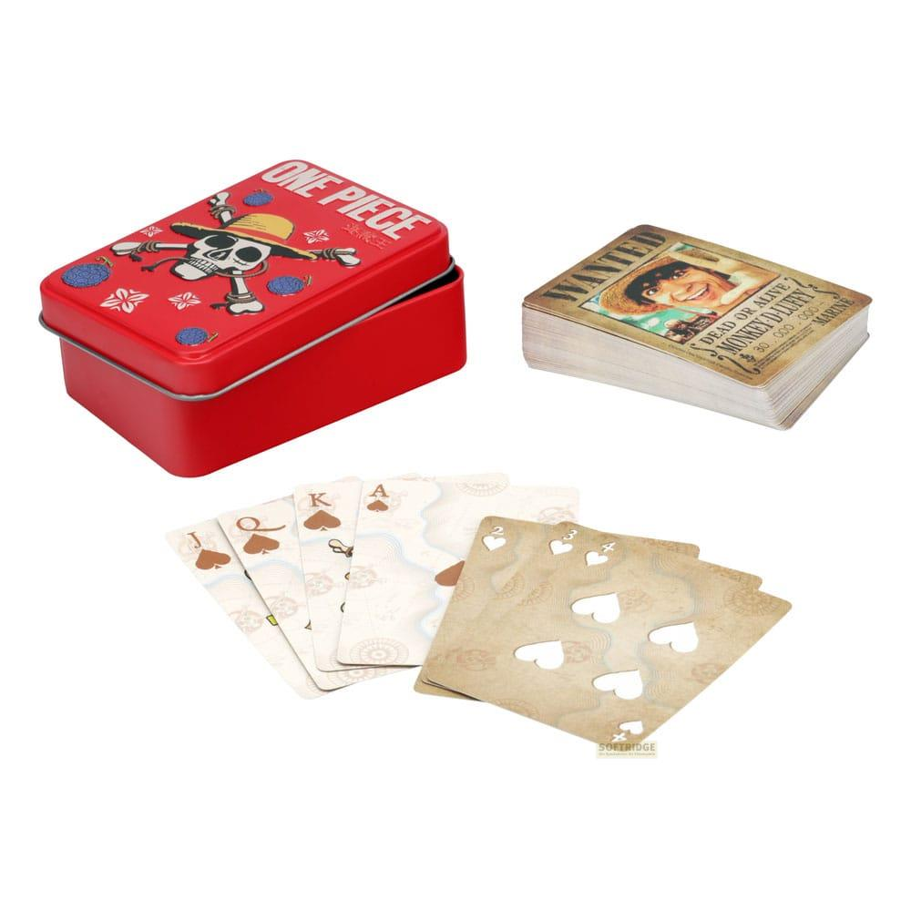 Boîte métallique rouge One Piece avec cartes à jouer et avis de recherche Monkey D. Luffy.