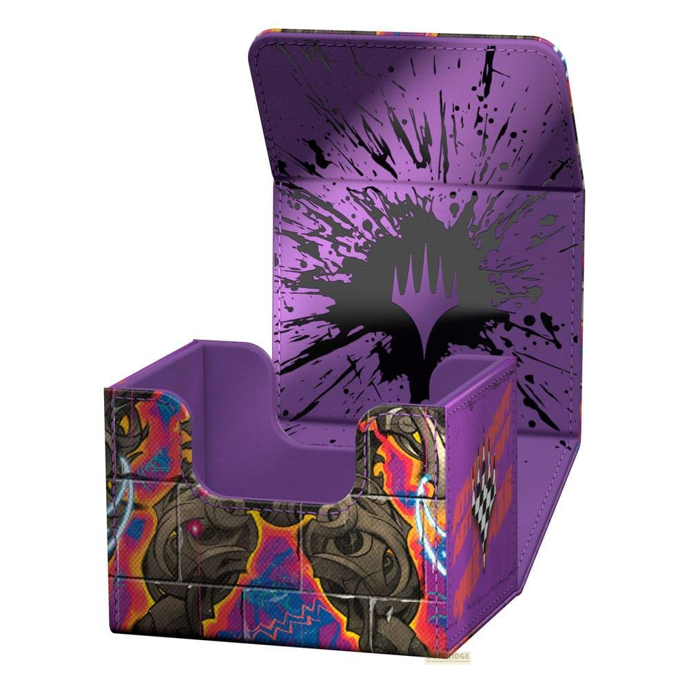 Portamazzi viola con design a graffiti e simbolo nero a schizzo.