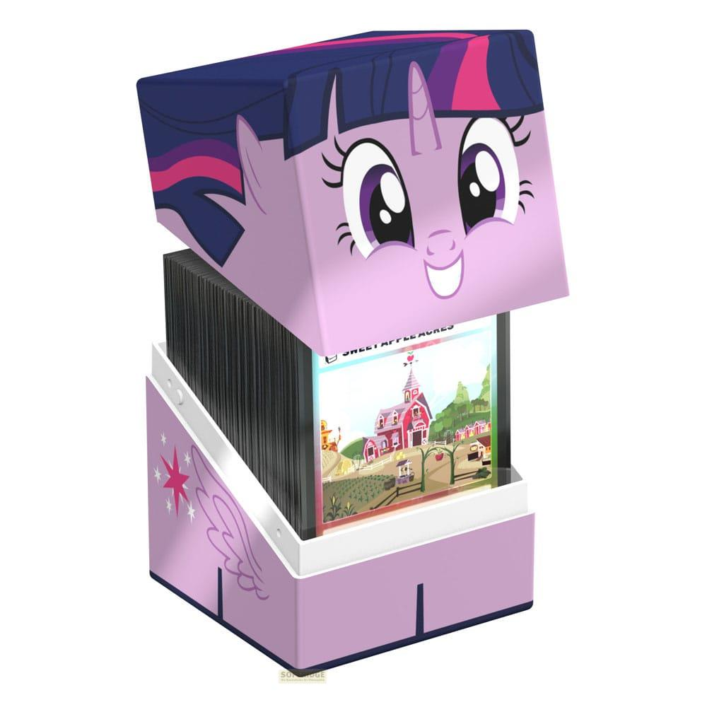 Boîte violette sur le thème My Little Pony, ouverte, avec des cartes à l'intérieur.