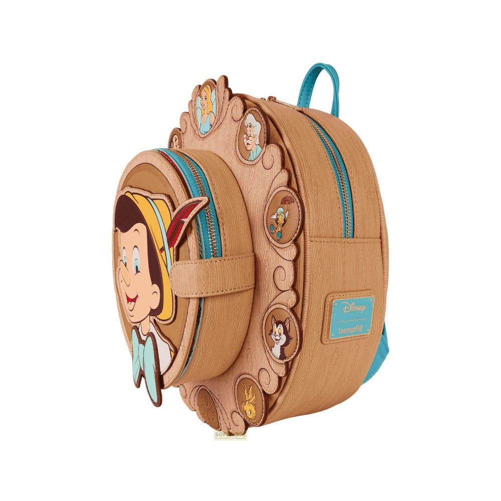 Mochila marrón con diseño de Pinocho y personajes de Disney, con cremalleras azules.