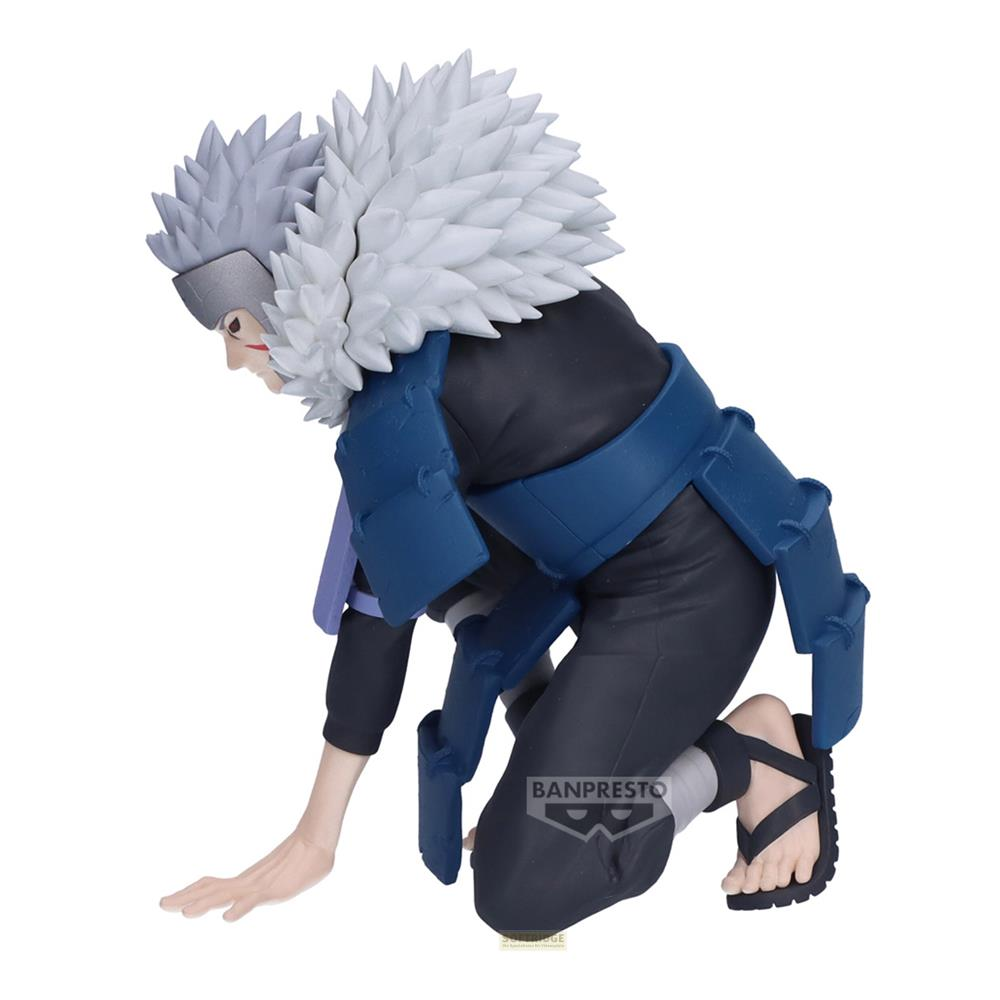 Figura de un hombre con pelo blanco con armadura azul, arrodillado.