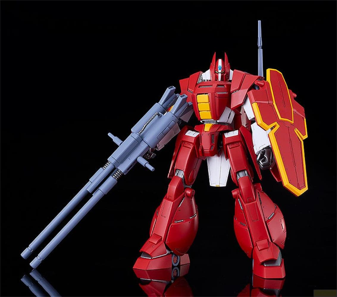 Un robot rouge et gris tenant un bouclier et un grand pistolet.