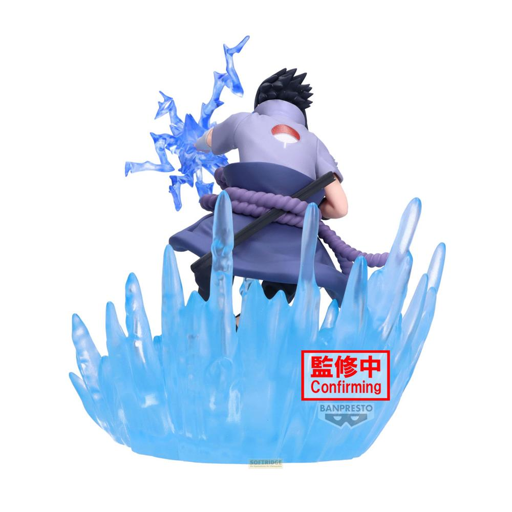 Una figura de Sasuke Uchiha en energía azul, sobre formaciones de hielo azules.