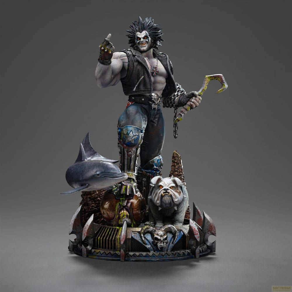 Statua di Lobo con bulldog, delfino e uncino su una base.
