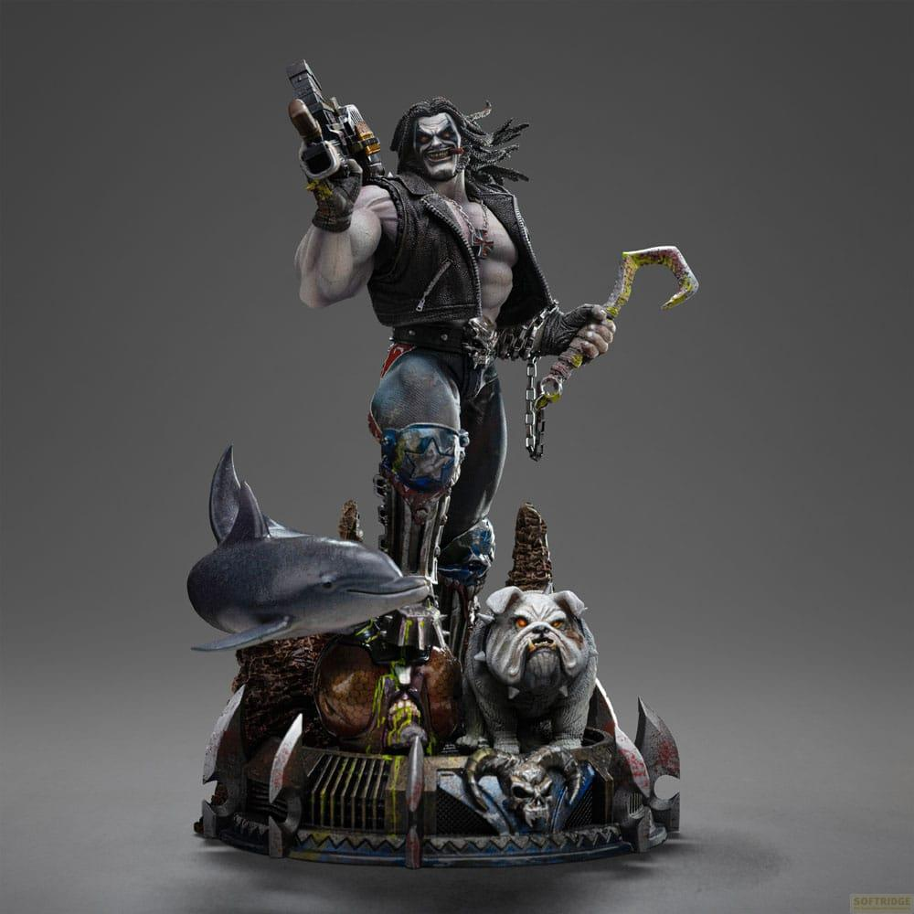 Figura di Lobo con pistola e uncino, con delfino e bulldog su base.
