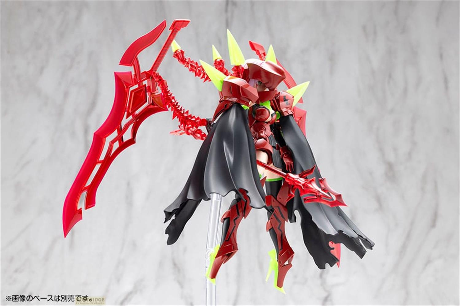 Une figurine rouge et noire avec des pointes jaunes et une grande épée rouge.