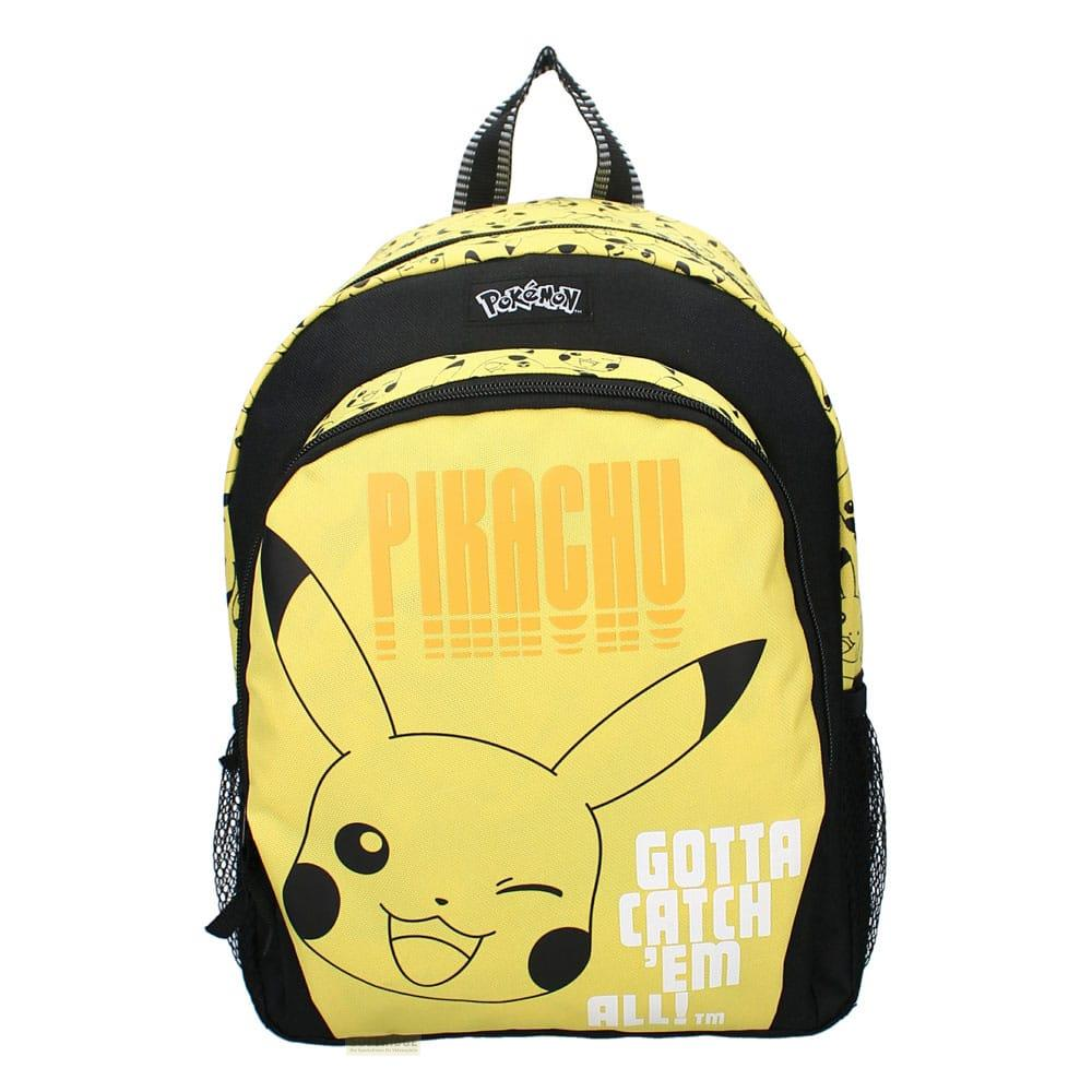 Una mochila amarilla con Pikachu y el lema "Gotta Catch 'Em All!".