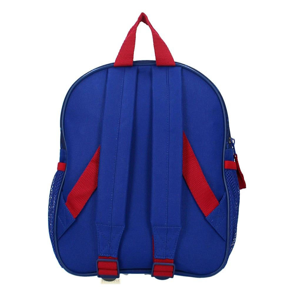 Una mochila azul con correas rojas y bolsillos laterales de malla.