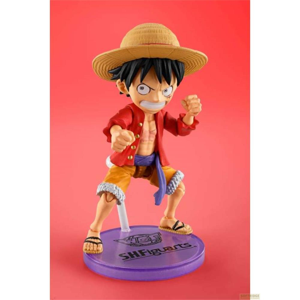 Una figura de acción de Monkey D. Luffy con sombrero de paja y chaqueta roja.