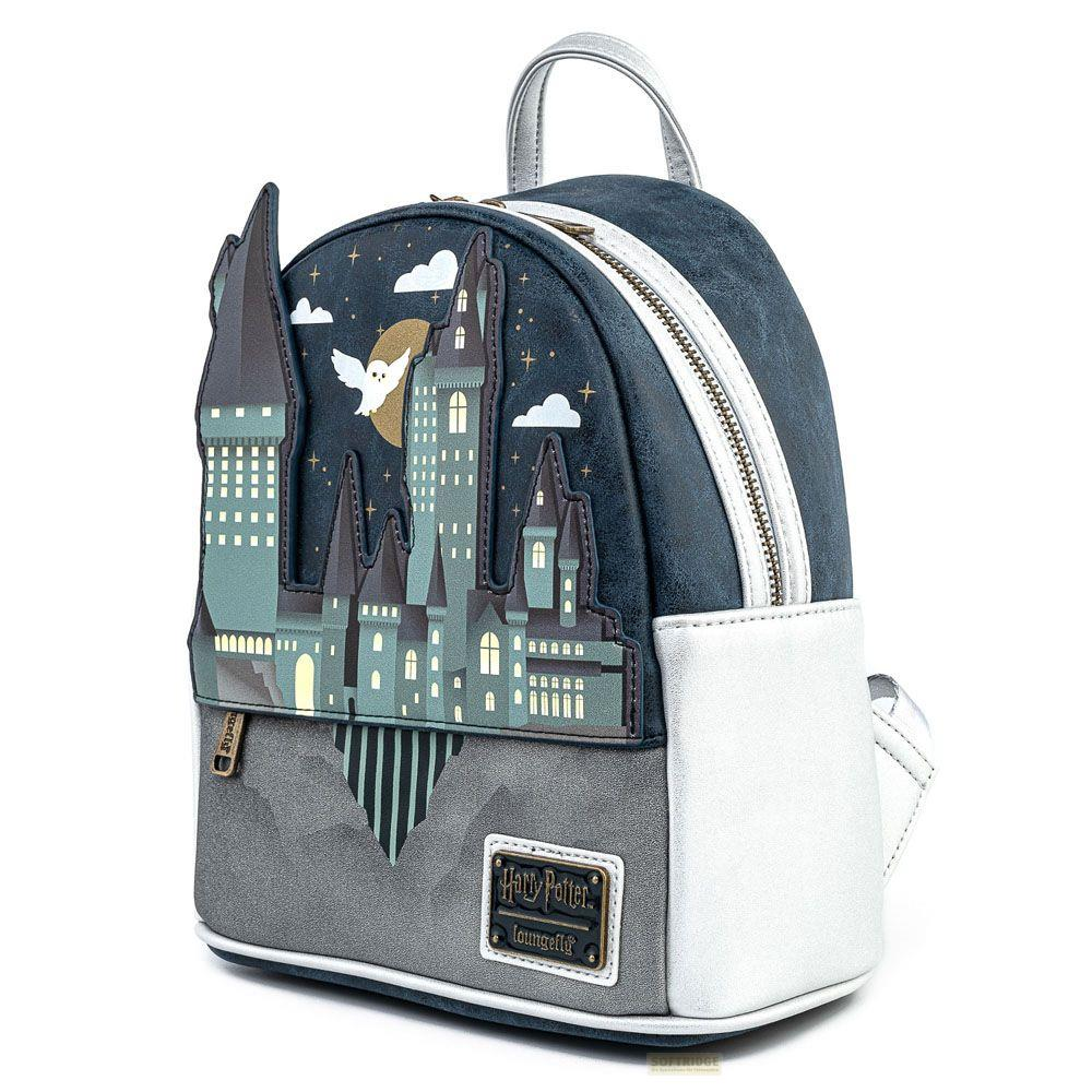 Mochila con diseño de Hogwarts, cielo estrellado y una lechuza.