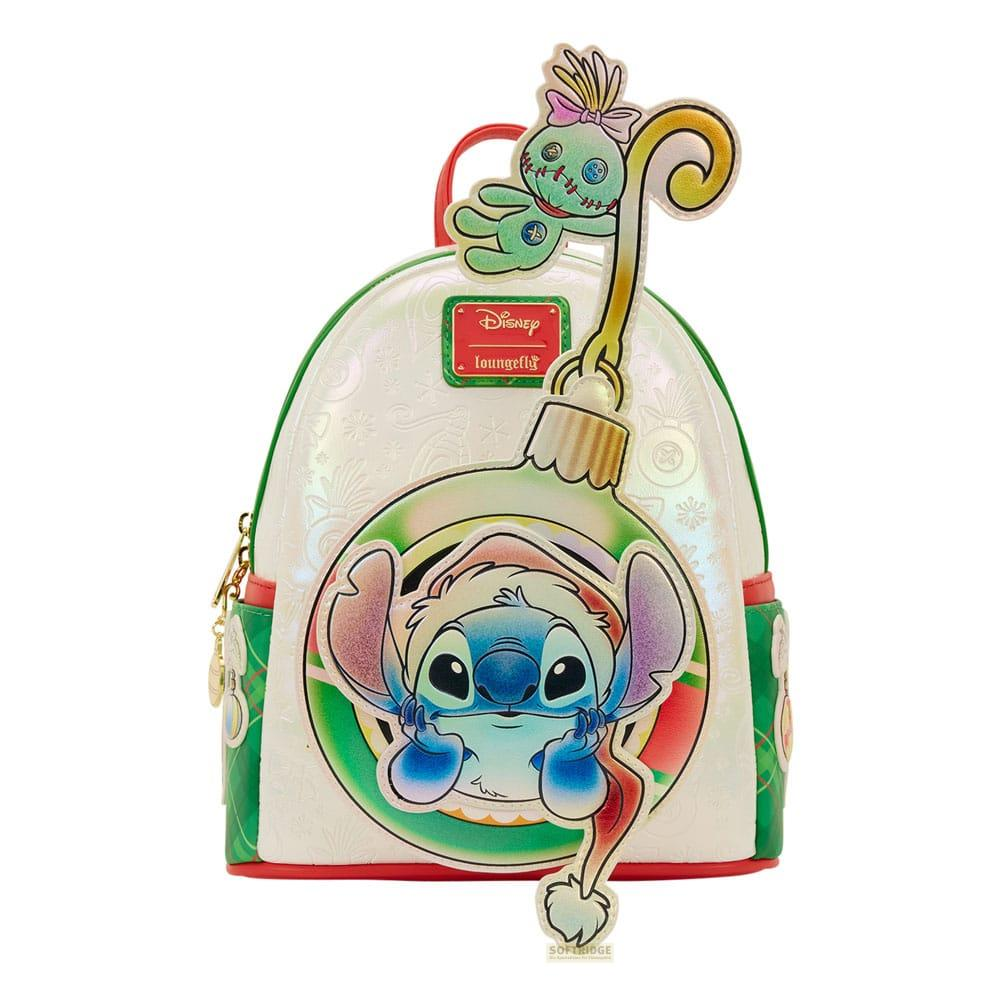 Mochila blanca temática navideña con Stitch dentro de un adorno.