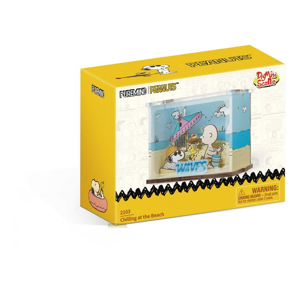 Boîte Peanuts avec diorama de plage : Snoopy et Charlie Brown à la plage.