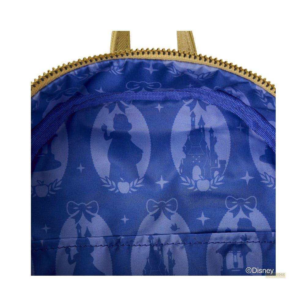 Forro interior de mochila con motivos de princesas Disney.