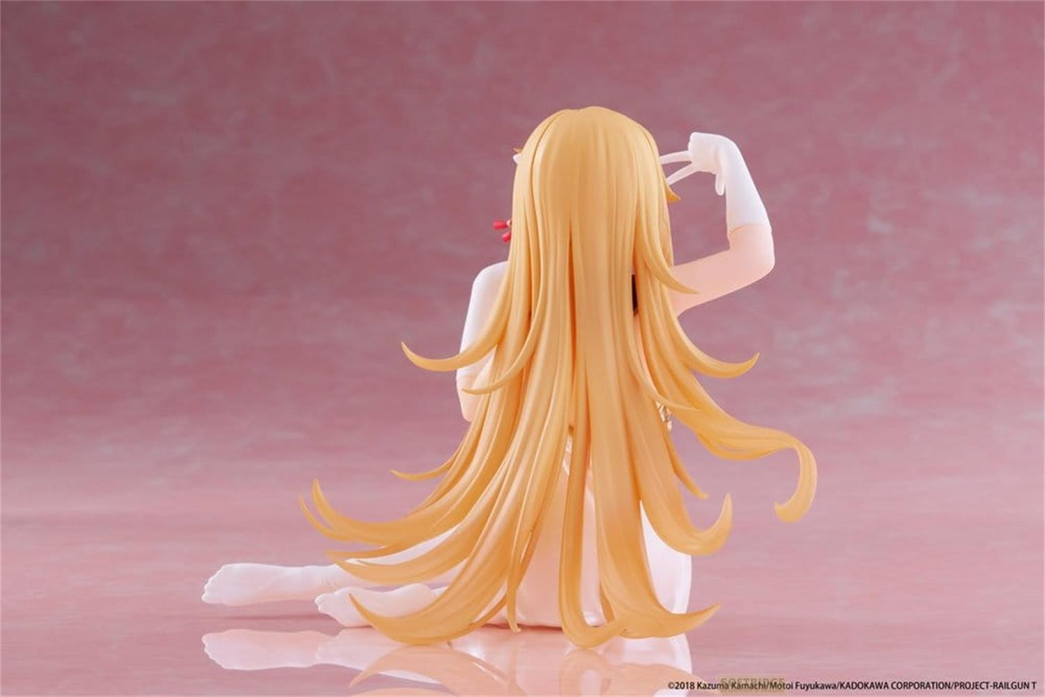 Eine blonde Anime-Figur sitzt mit langen, fließenden Haaren auf einem rosa Hintergrund.