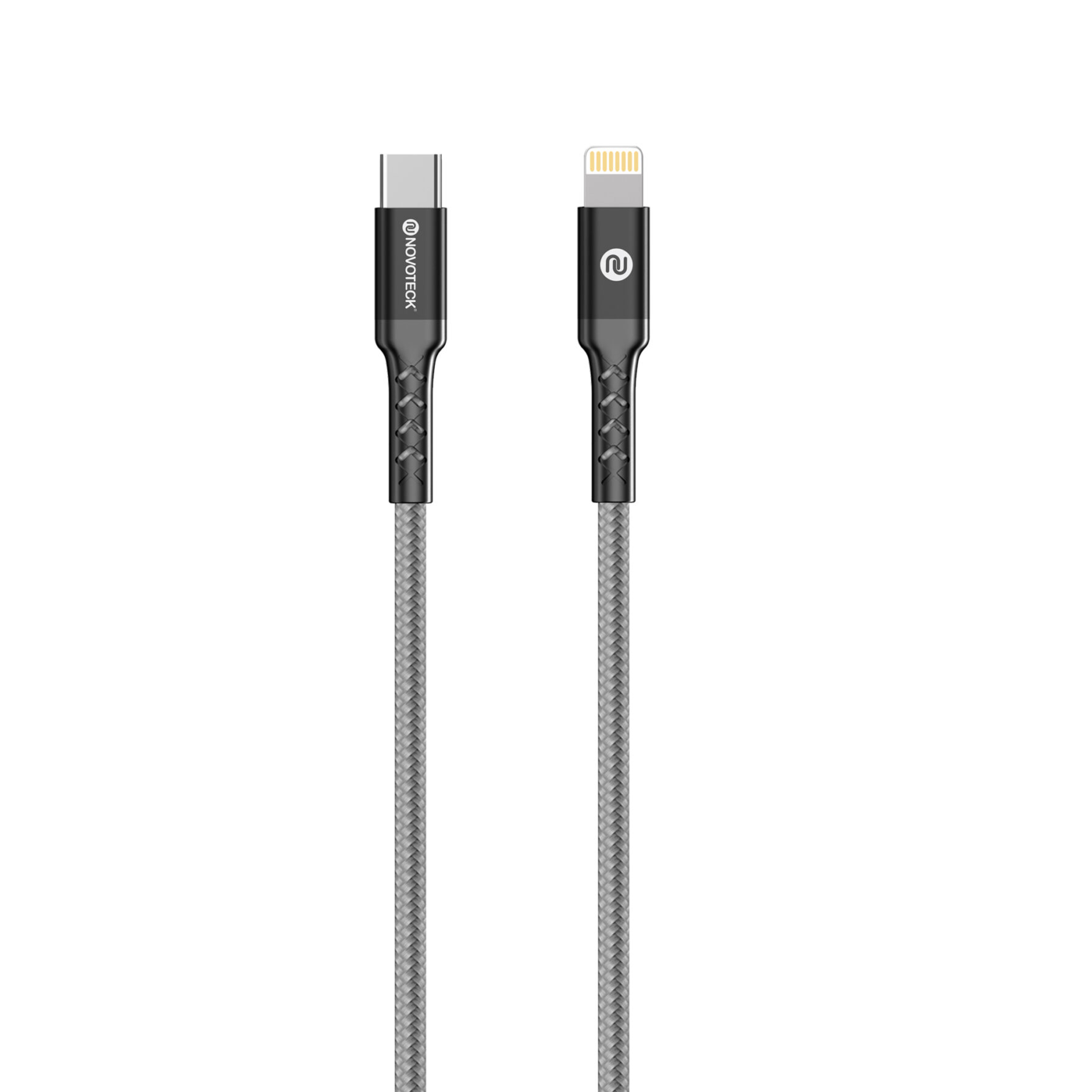 Due cavi di ricarica uno accanto all'altro, uno USB-C, uno Lightning.
