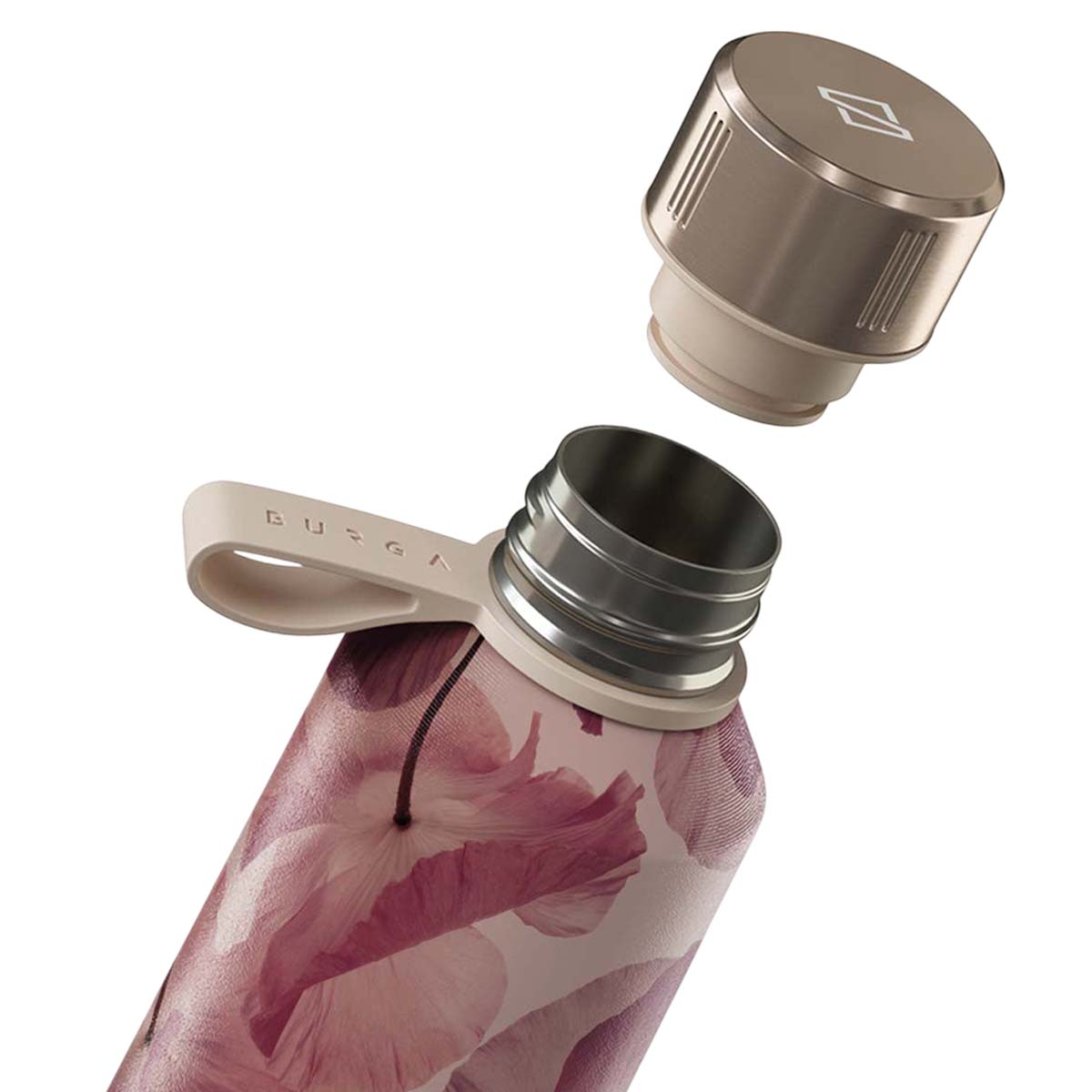 Una botella de agua rosa con estampado floral y su tapa plateada quitada.