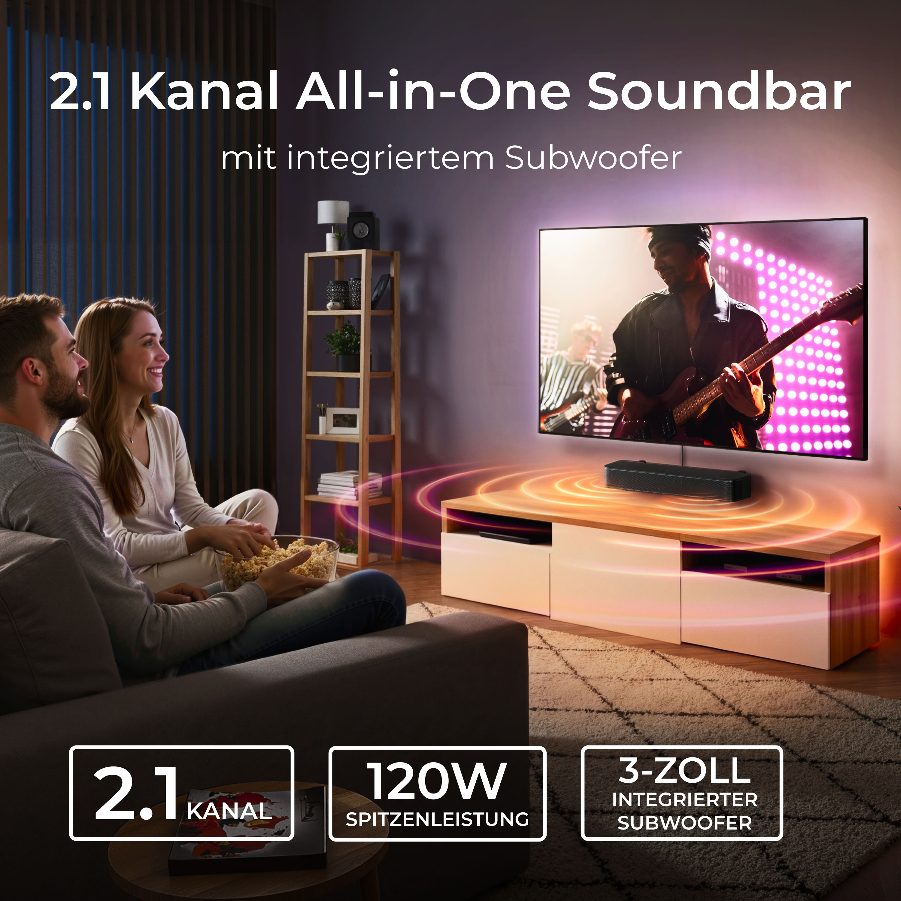 Ein Paar isst Popcorn vor einem Fernseher, der eine Band zeigt.