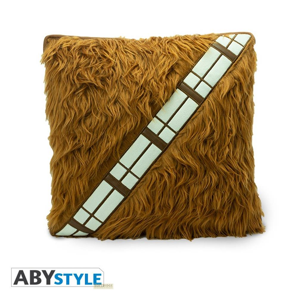 Braunes, flauschiges Kissen mit einem Band im Chewbacca-Stil.