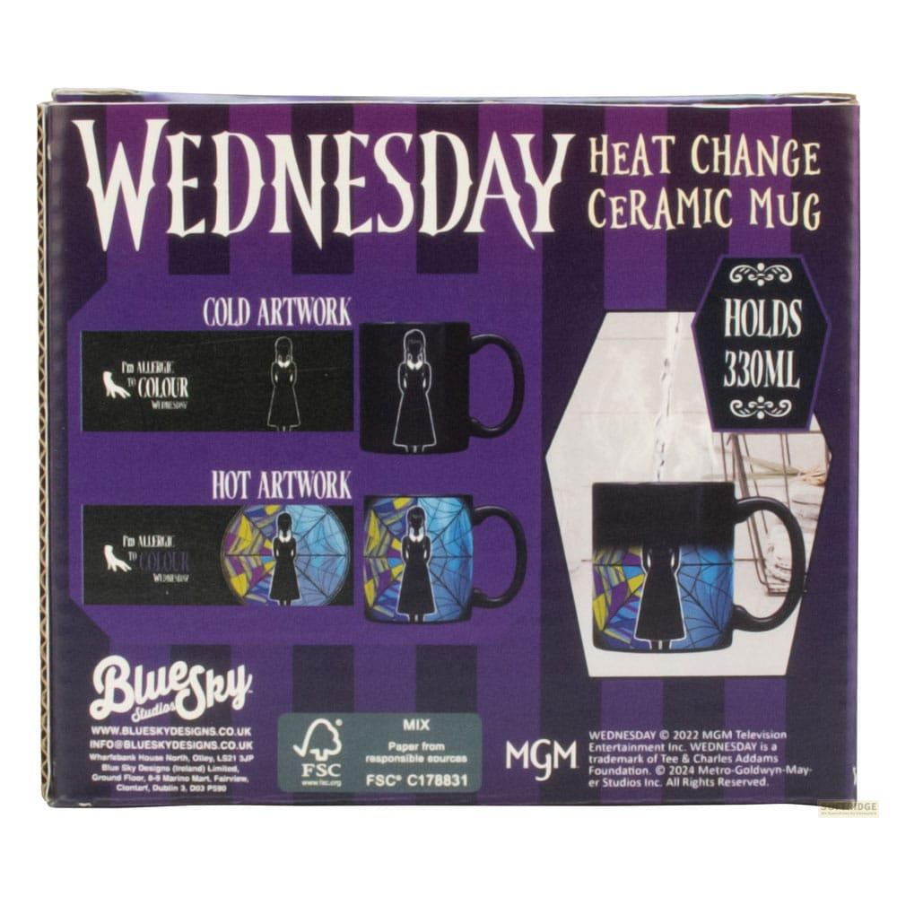 Emballage pour une tasse en céramique "Wednesday" à changement de couleur.