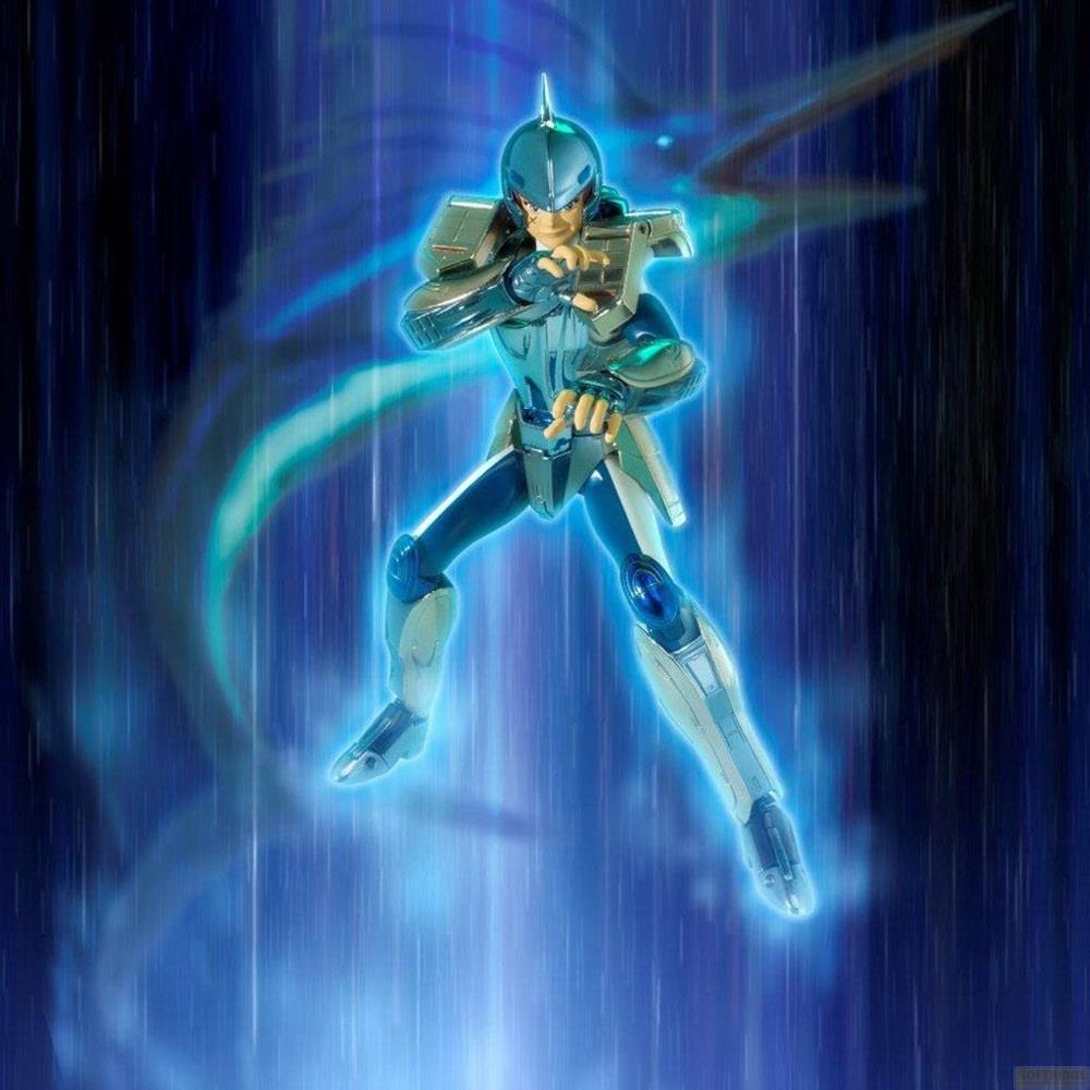 Un uomo in un completo blu e argento si trova in un ambiente blu e piovoso.