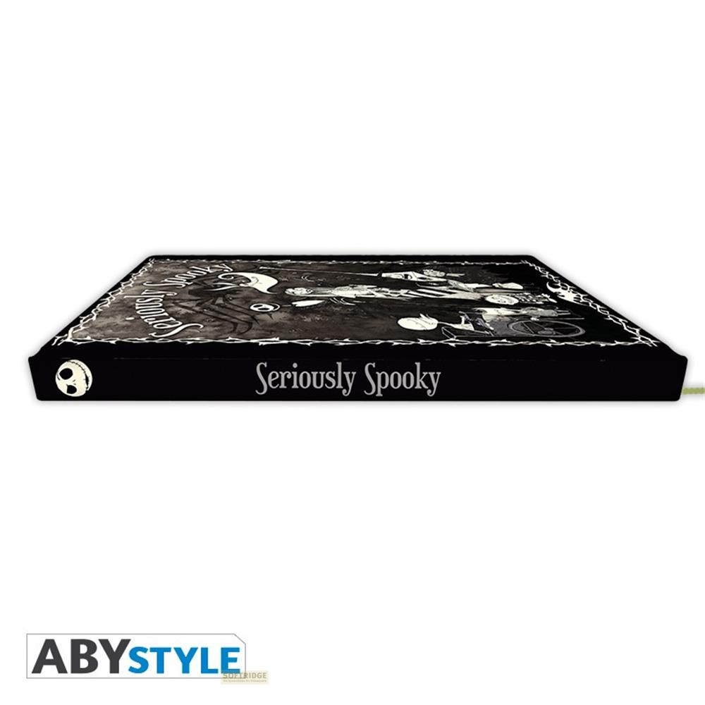 Cadre noir avec "Seriously Spooky" et images effrayantes. Logo Jack Skellington.
