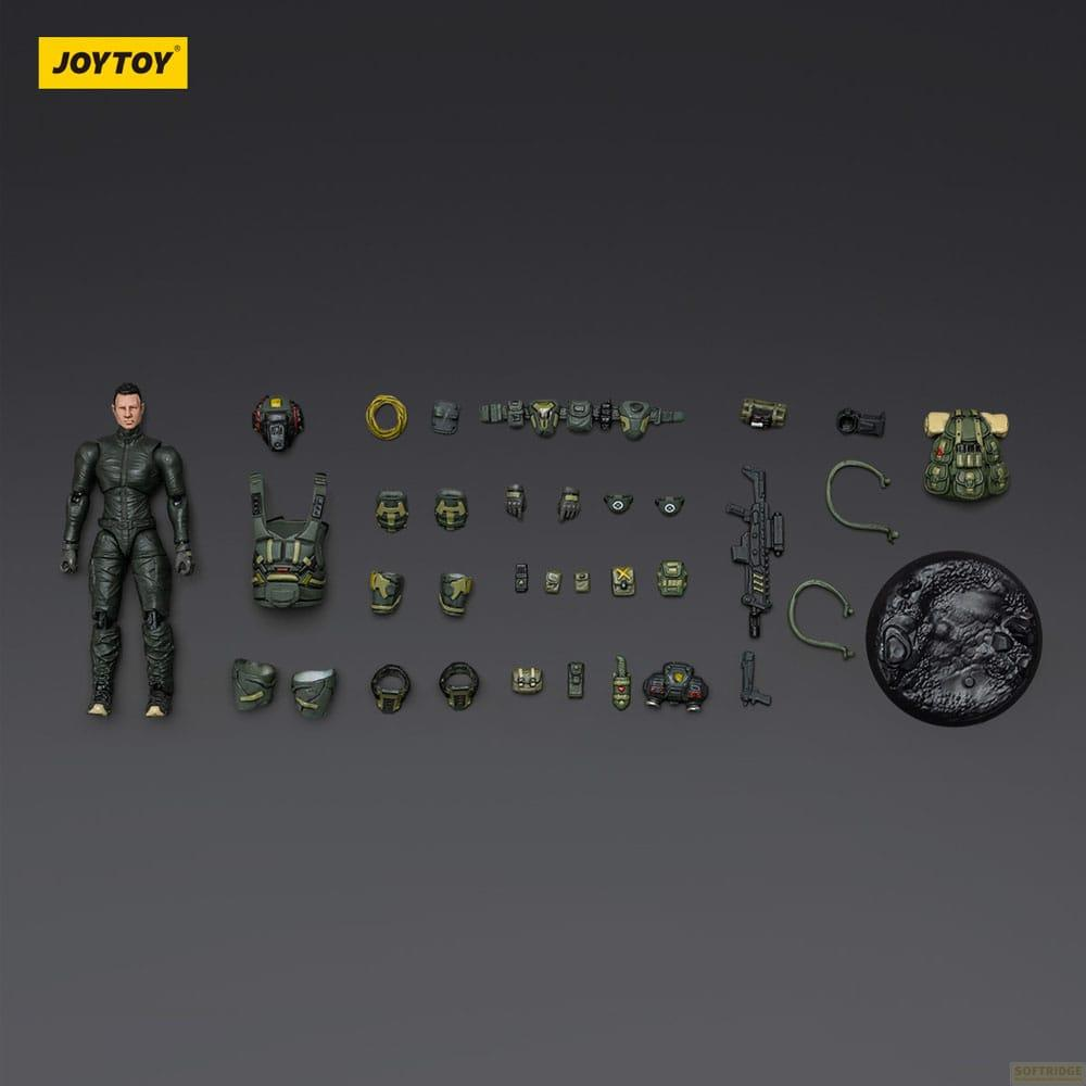 Una figura e equipaggiamento in verde oliva e nero su sfondo grigio.