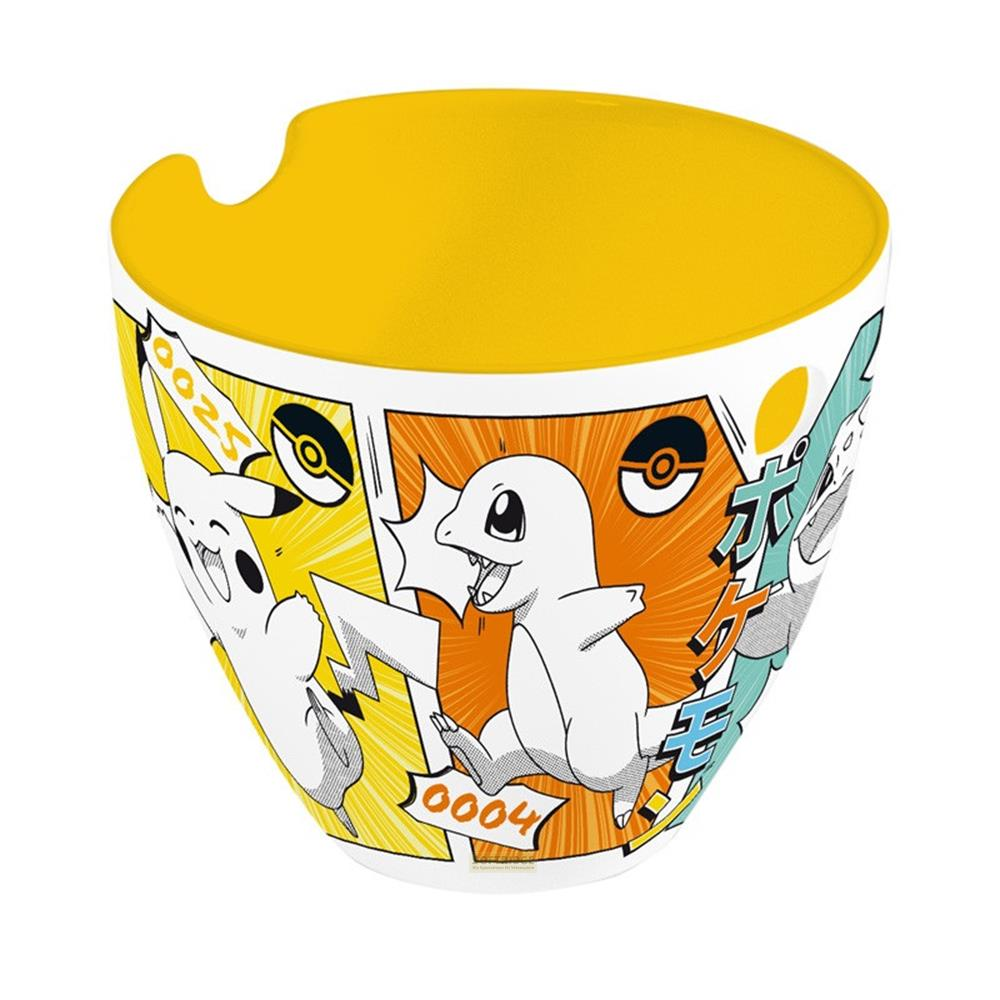 Eine gelbe Tasse mit Pokémon-Aufdruck von Pikachu und Glumanda.