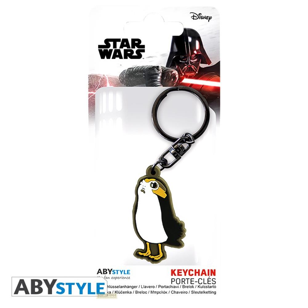 Llavero de Star Wars con figura de Porg y Darth Vader en el empaque.