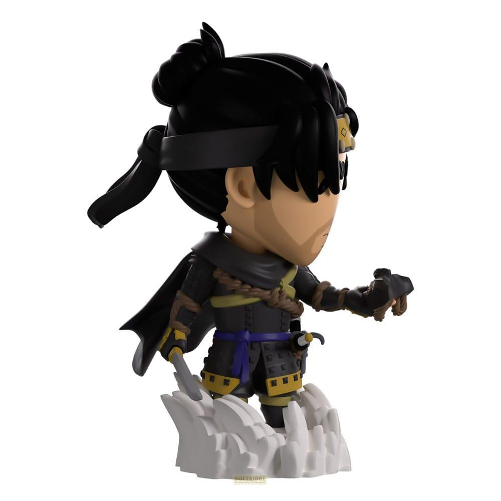 Chibi-Figur eines Samurai in Rüstung mit Schwert und Bart.