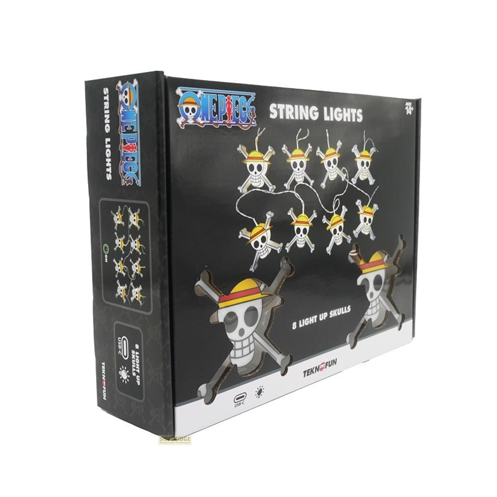 Verpackung für One Piece Totenkopf-Lichterkette, 8 Lichter.