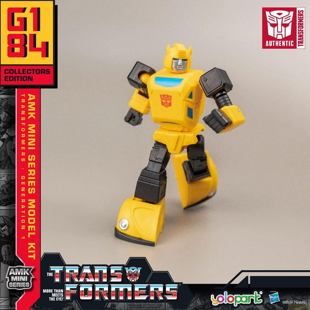 Ein gelber Transformer-Spielzeug, bekannt als Bumblebee, steht im Vordergrund.