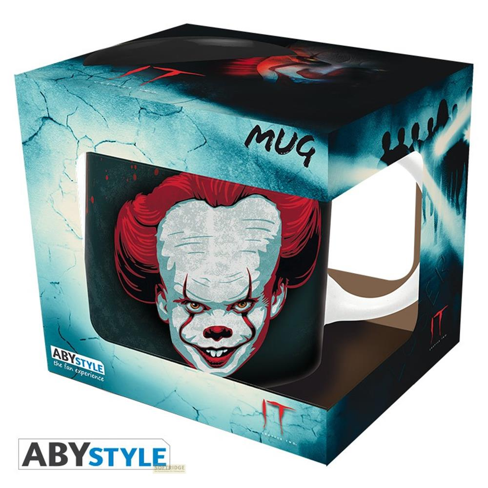 Embalaje de una taza con Pennywise el payaso bailarín de la película IT.