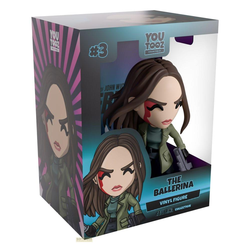 Youtooz Vinyl Figur von John Wick: Ballerina mit rotem Blutfleck im Gesicht.