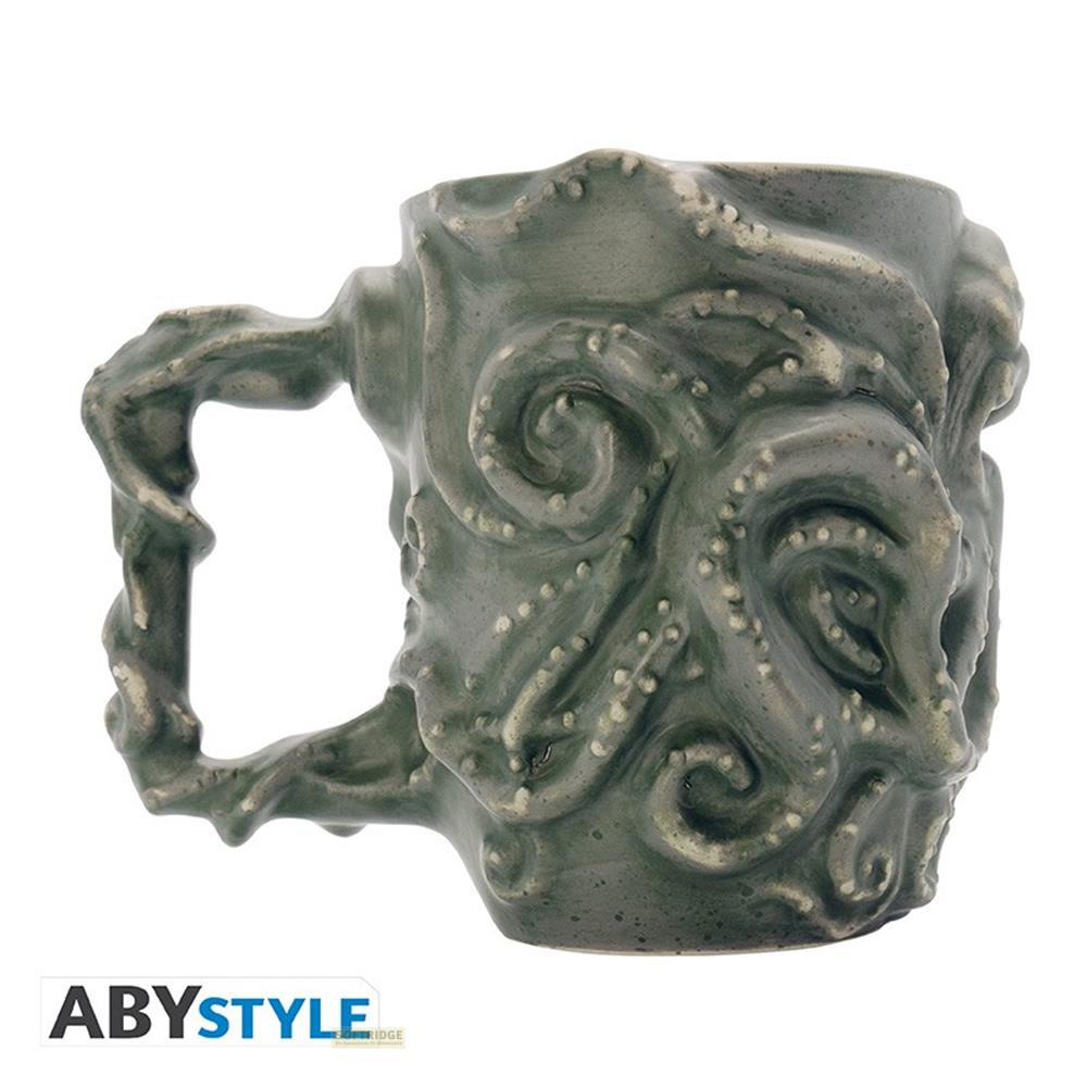 Taza gris con diseño de tentáculos y ventosas.
