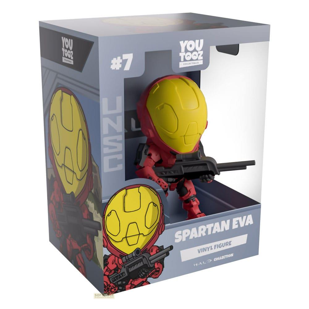 Eine rote und gelbe Vinylfigur eines Spartan EVA mit Waffe in einer Box.
