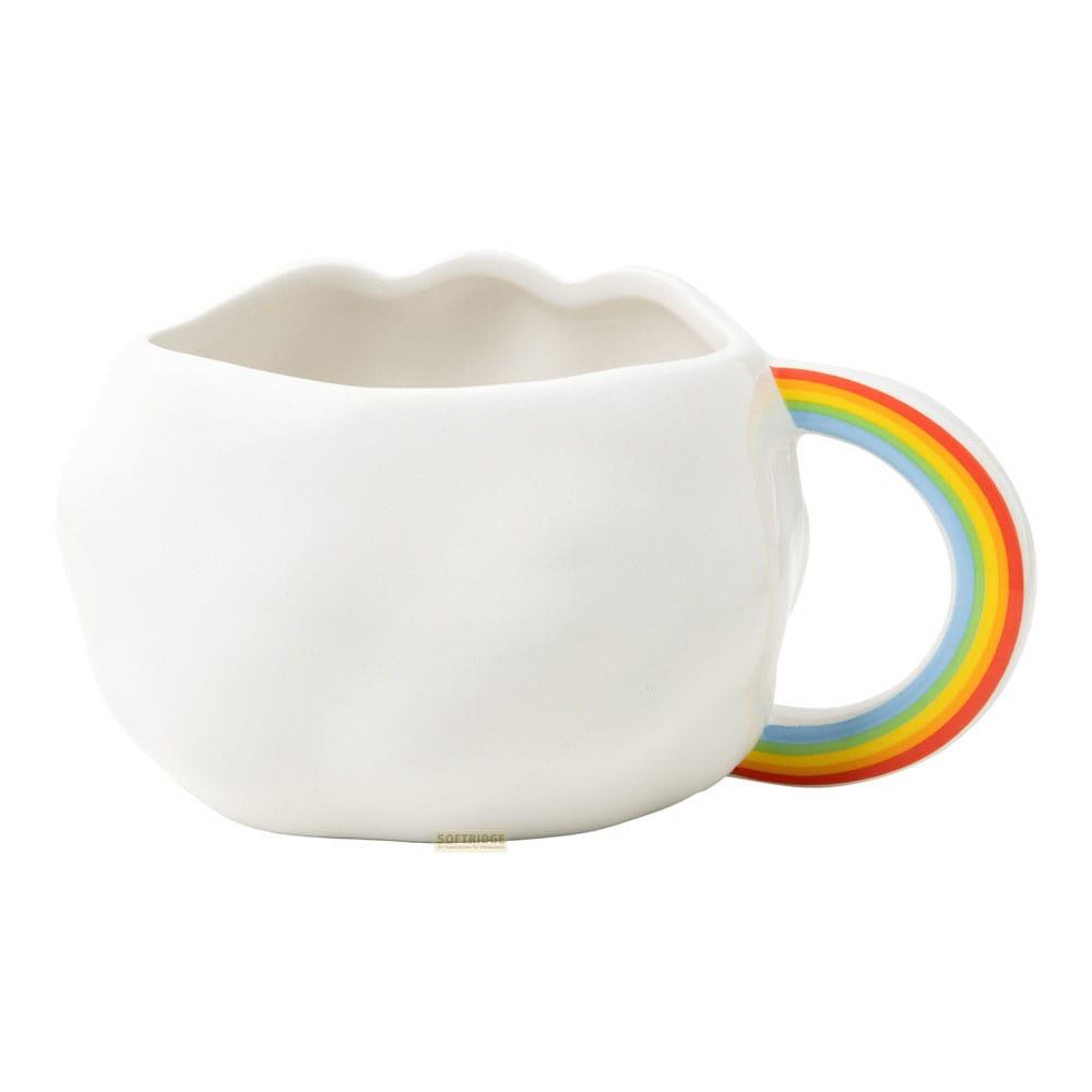Taza blanca con forma de nube y asa de arcoíris.