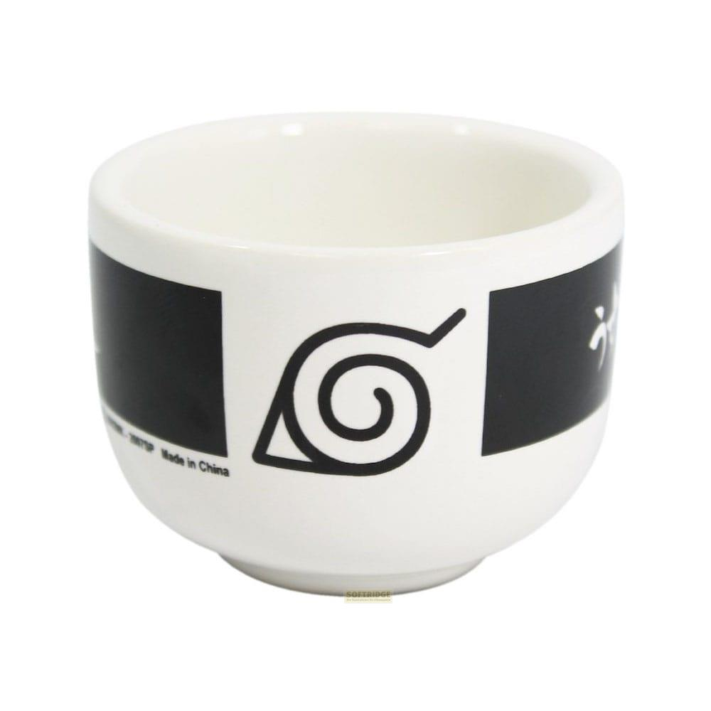 Eine weiße Schale mit schwarzem Naruto-Symbol und "Made in China".