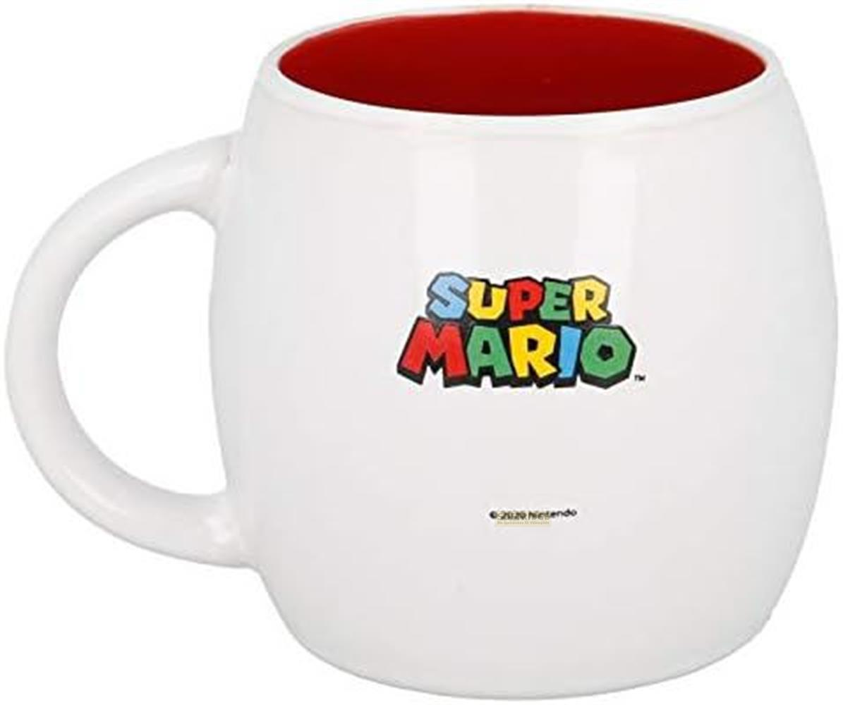 Weiße Tasse mit rotem Rand und Super Mario-Logo.