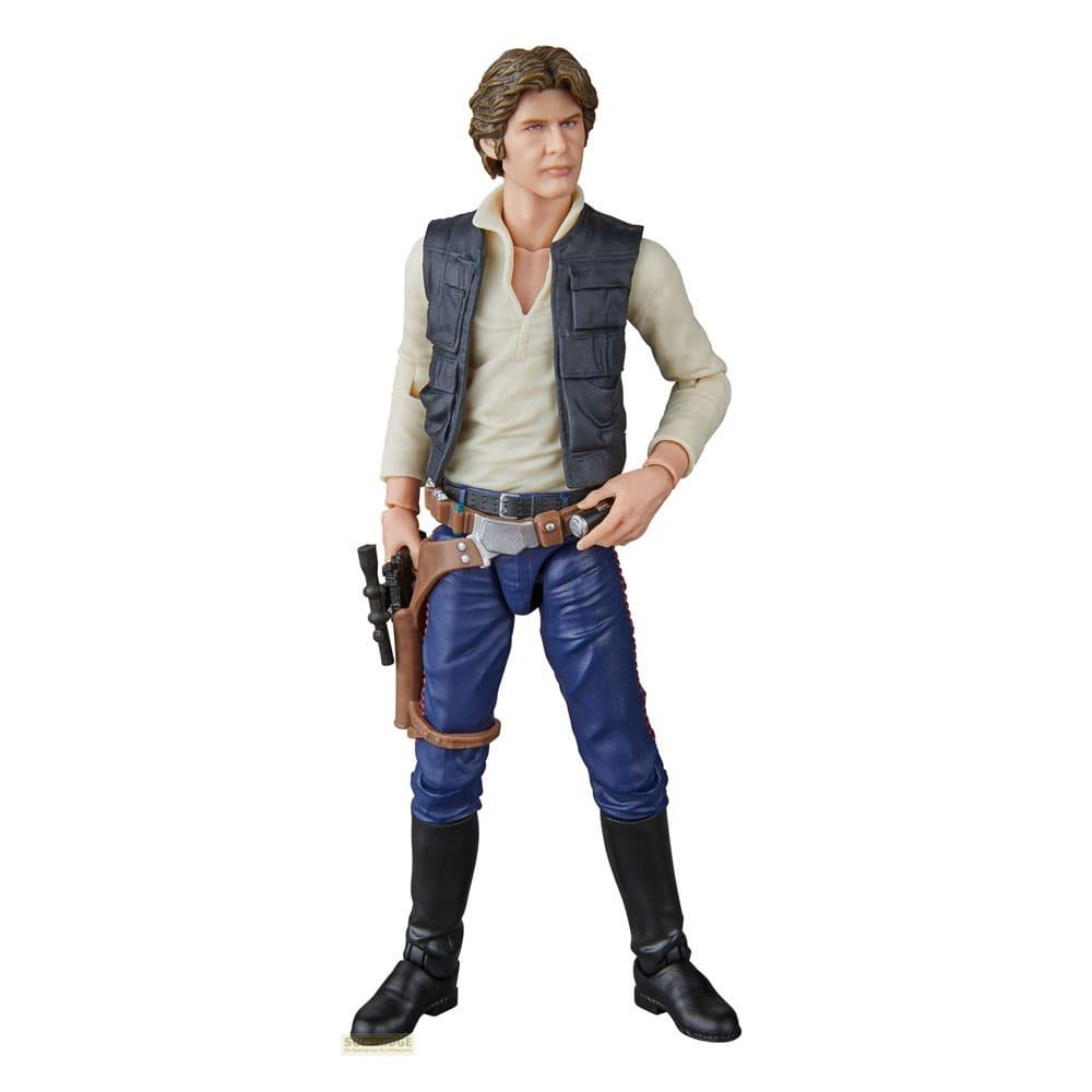 Figura de Han Solo con chaleco, camisa, pantalones azules, botas y cinturón de utilidad.