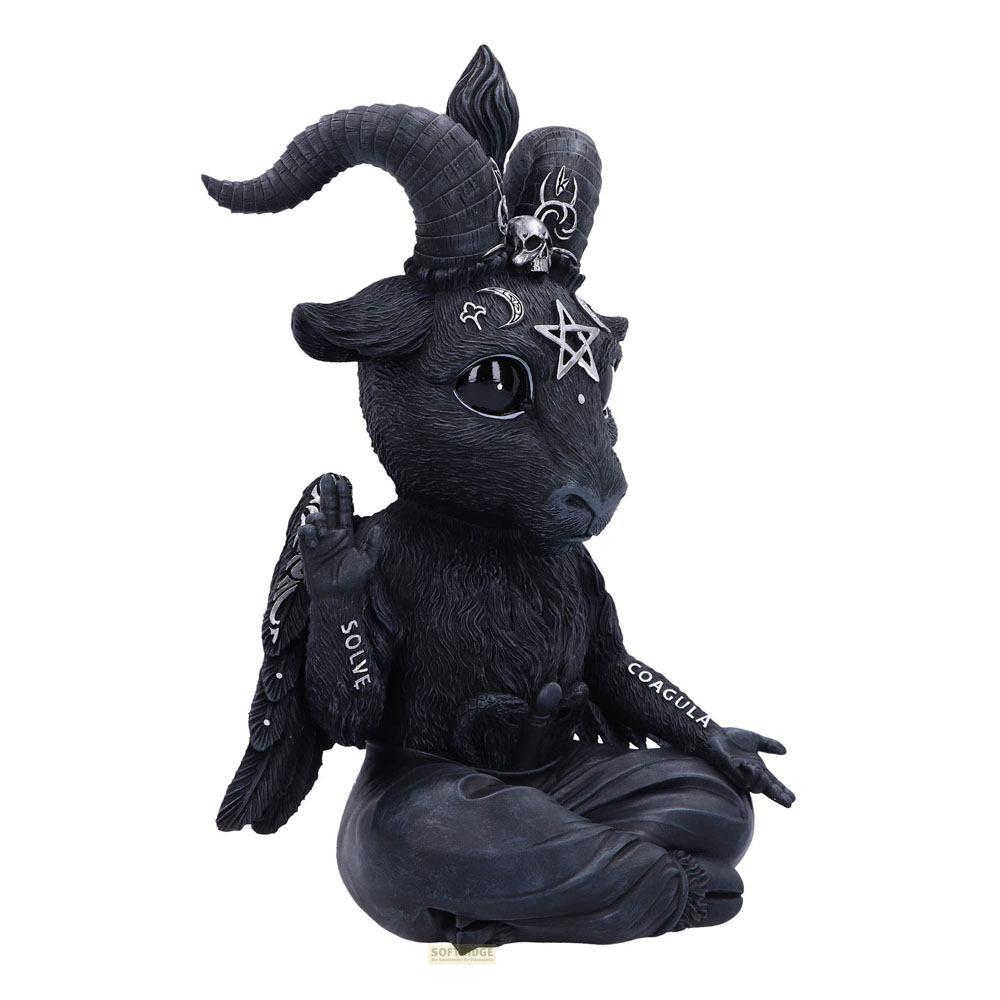 Figura de cabra negra con cuernos, en pose meditativa, adornada con símbolos.