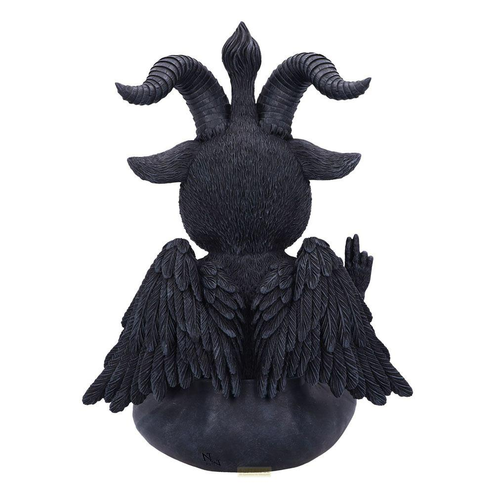 Figura negra con cuernos, alas y cabeza de llama triple sobre una base.