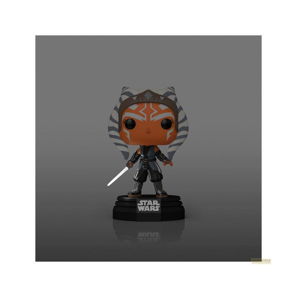 Figura Funko Pop de Ahsoka Tano con sable de luz sobre base Star Wars.