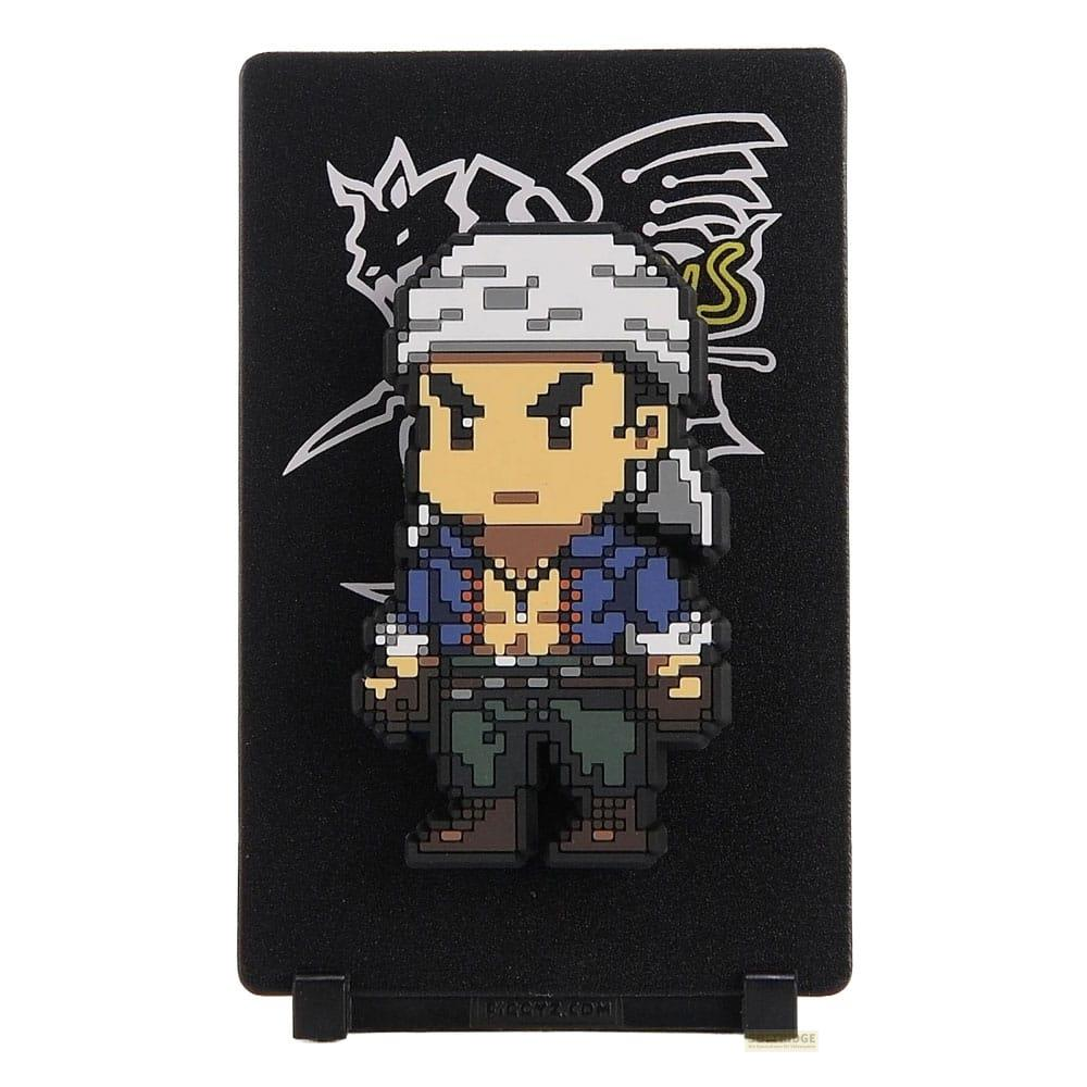Pixel-Kunstfigur eines Mannes mit Bandana, blauer Jacke und Hosen auf schwarzem Hintergrund.